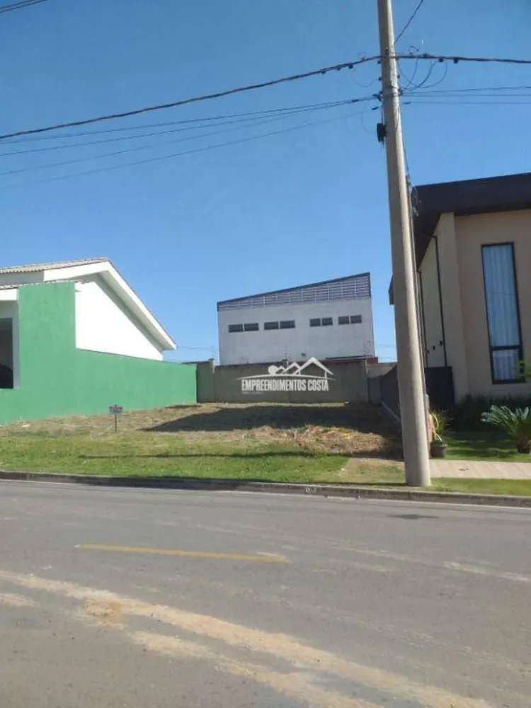 Loteamento e Condomínio, 300 m² - Foto 1