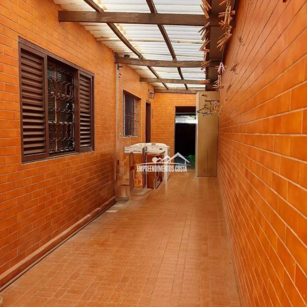 Casa, 3 quartos, 264 m² - Foto 1