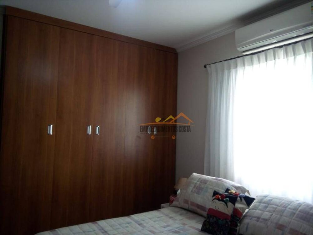 Casa, 3 quartos, 199 m² - Foto 6