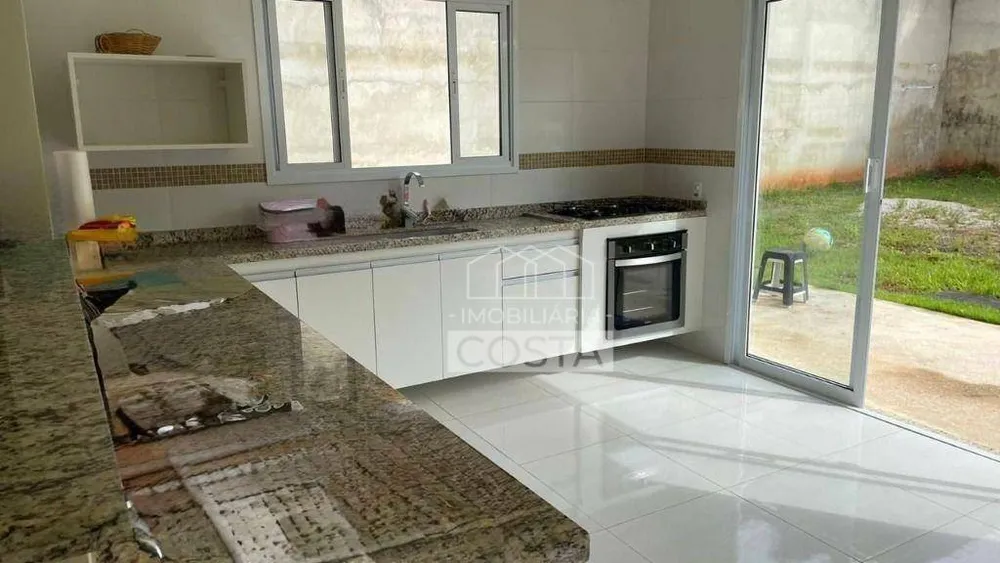 Chácara, 3 quartos, 1000 m² - Foto 1