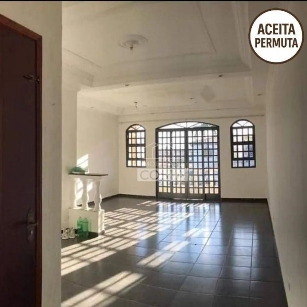 Casa, 2 quartos, 198 m² - Foto 1