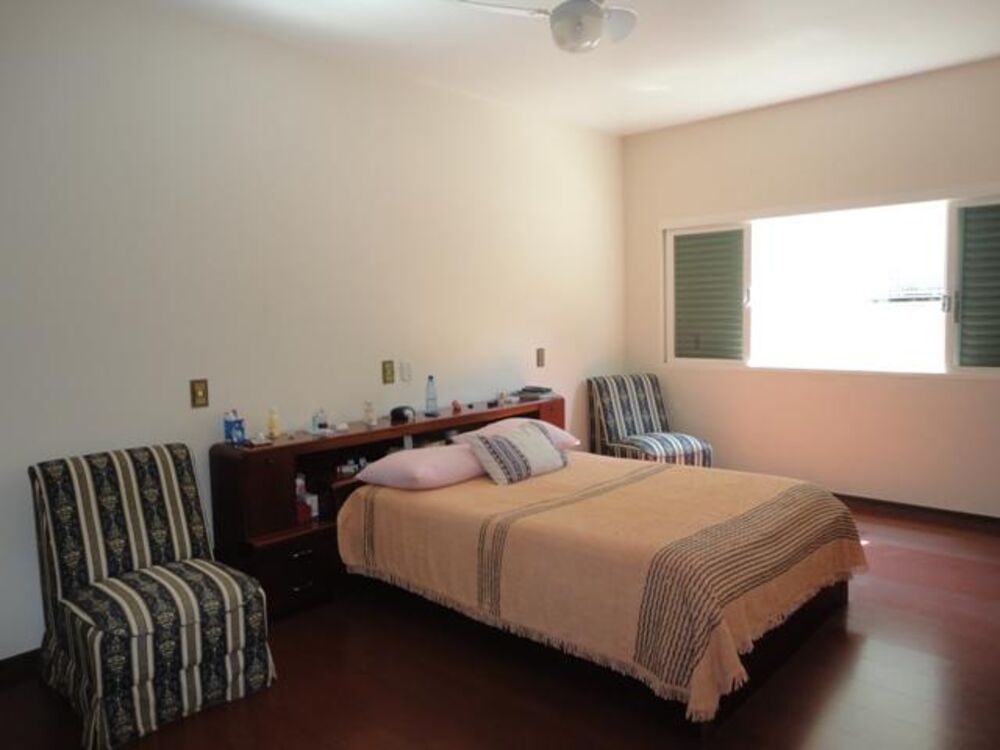 Casa, 4 quartos, 486 m² - Foto 4