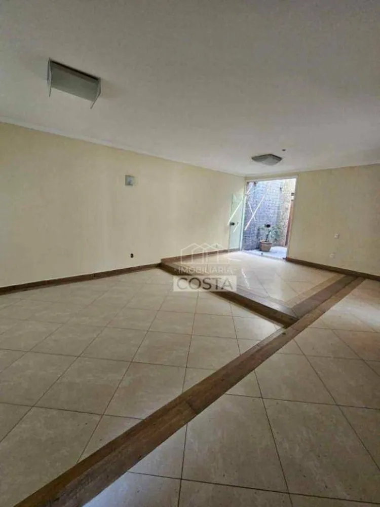 Casa, 4 quartos, 268 m² - Foto 6
