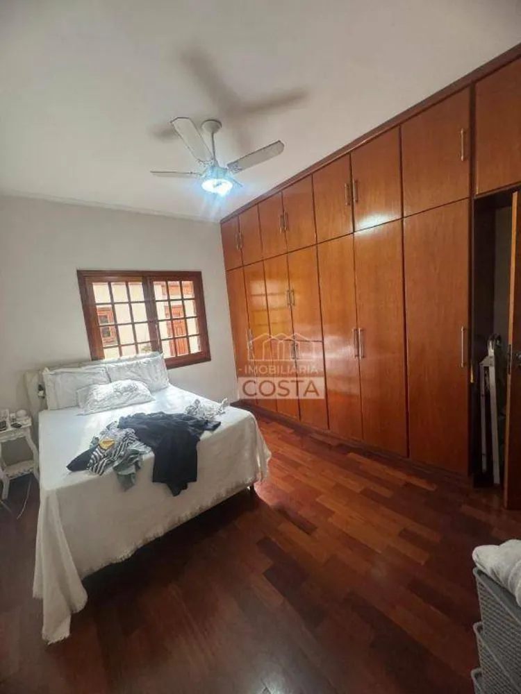 Casa, 4 quartos, 250 m² - Foto 7