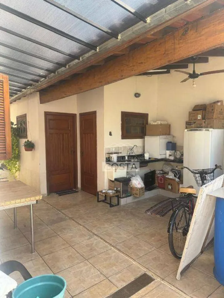Casa, 4 quartos, 250 m² - Foto 13