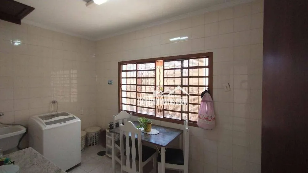 Casa, 3 quartos, 210 m² - Foto 8