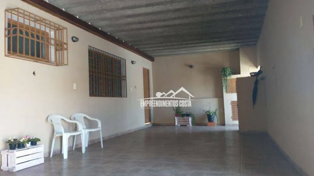 Casa, 3 quartos, 210 m² - Foto 3