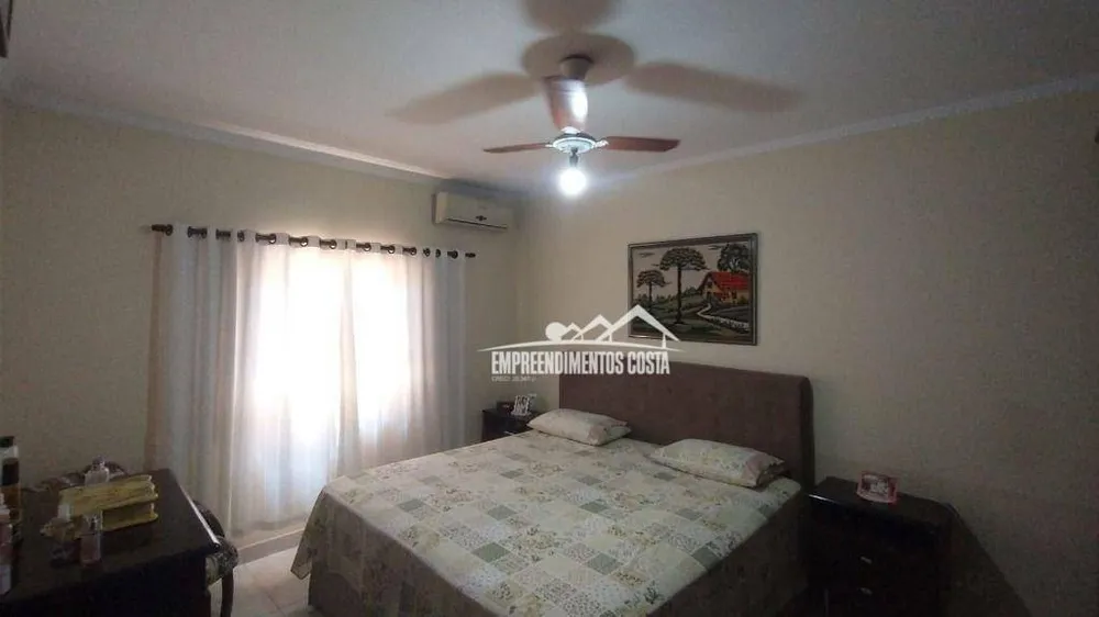 Casa, 3 quartos, 210 m² - Foto 14