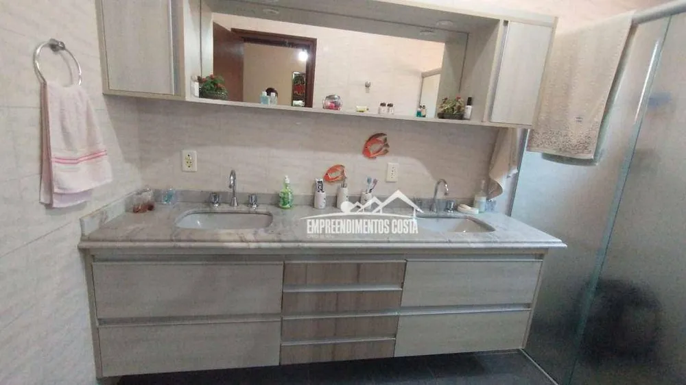 Casa, 3 quartos, 210 m² - Foto 12