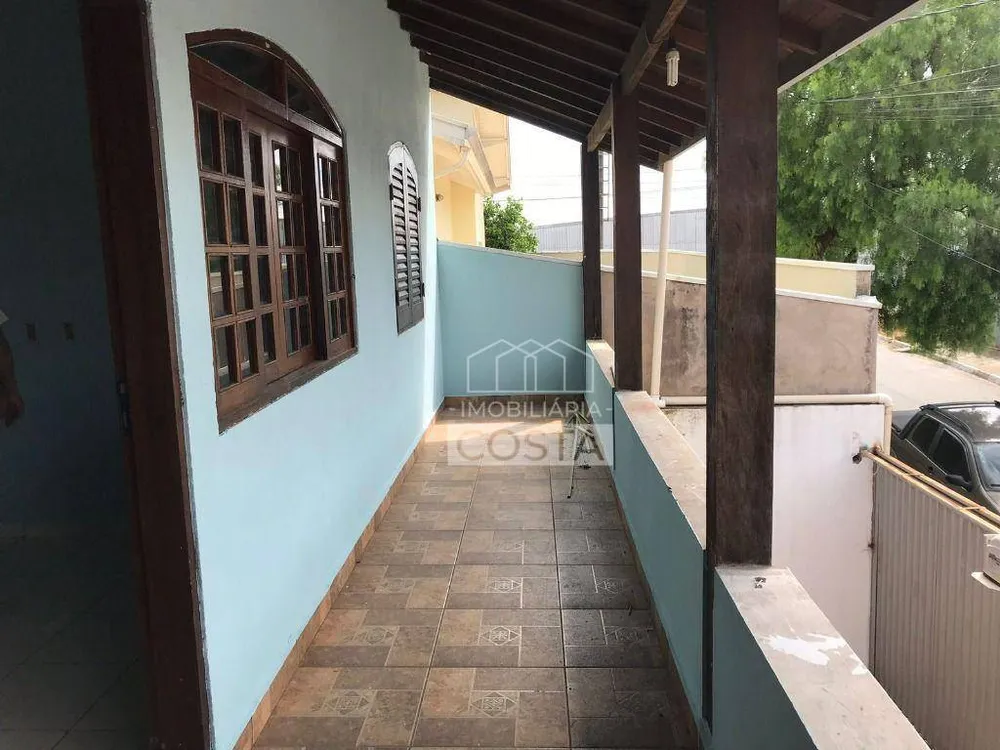 Casa, 3 quartos, 107 m² - Foto 2