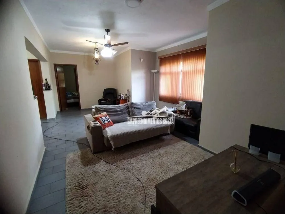 Chácara, 3 quartos, 1045 m² - Foto 5