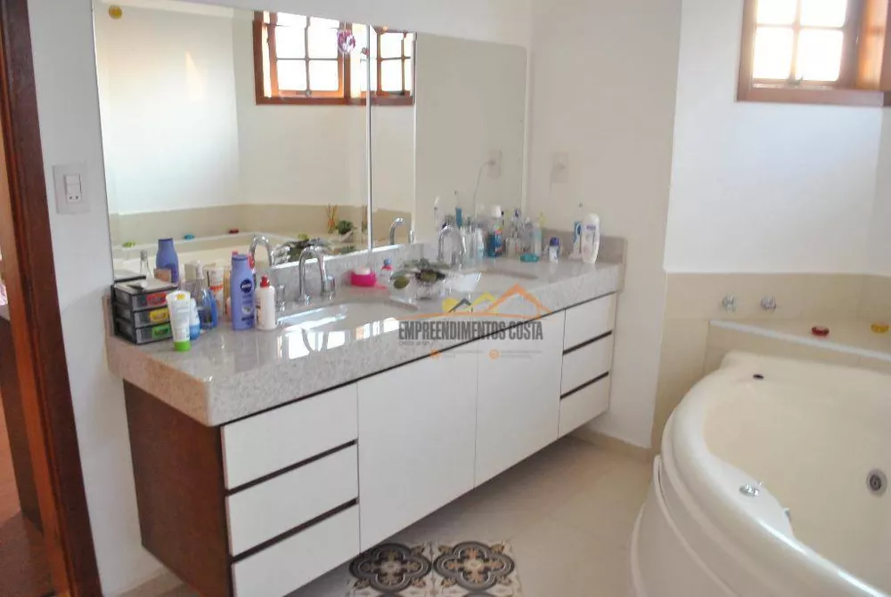 Casa, 3 quartos, 247 m² - Foto 12