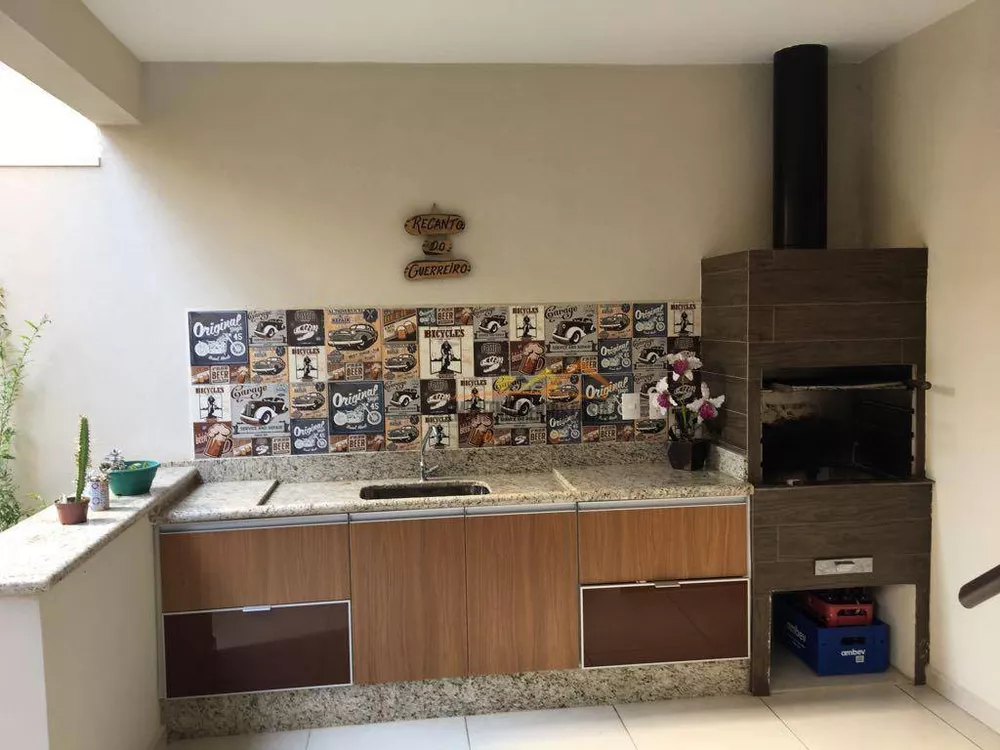 Casa, 3 quartos, 247 m² - Foto 13