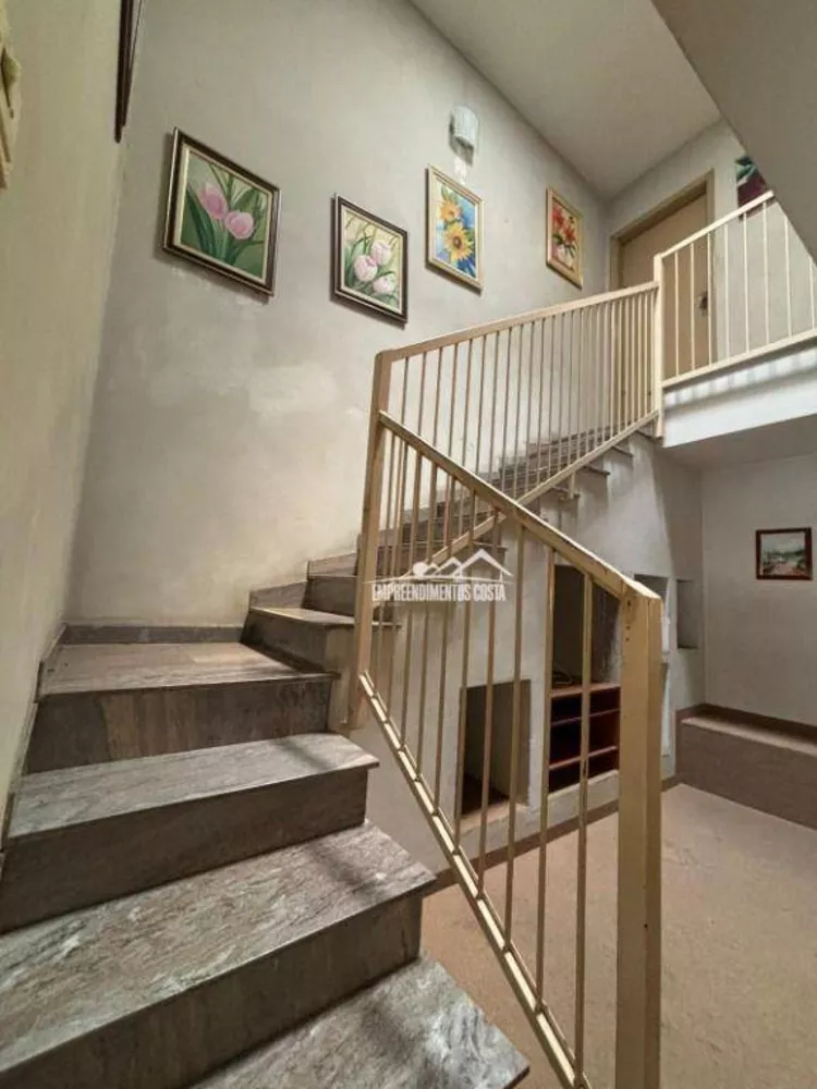 Casa, 4 quartos, 203 m² - Foto 13