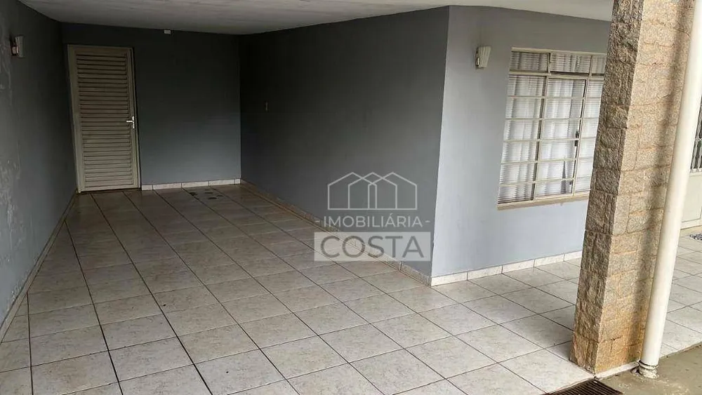 Casa, 3 quartos, 237 m² - Foto 3