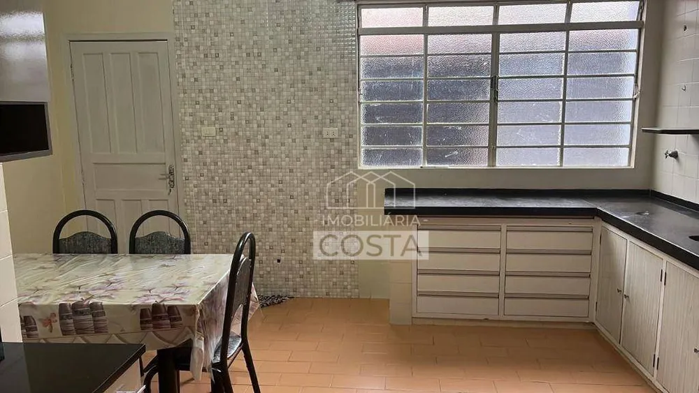 Casa, 3 quartos, 237 m² - Foto 10