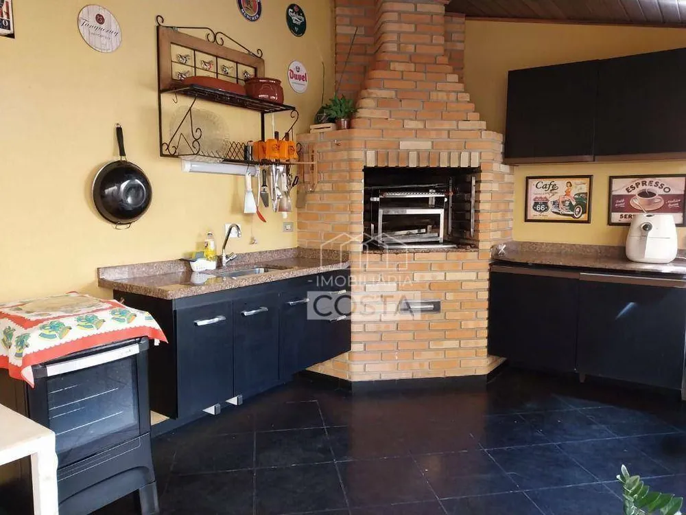 Casa, 3 quartos, 187 m² - Foto 2