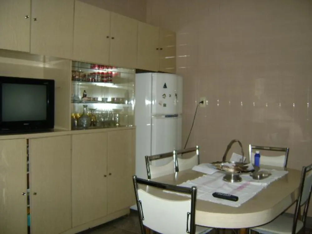 Casa, 3 quartos, 220 m² - Foto 5