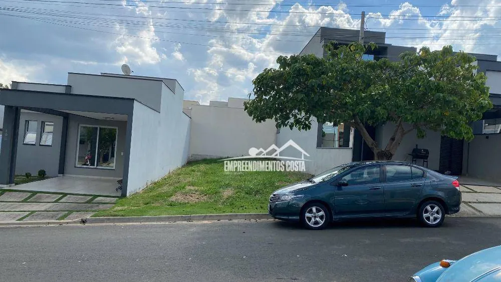 Loteamento e Condomínio, 150 m² - Foto 1