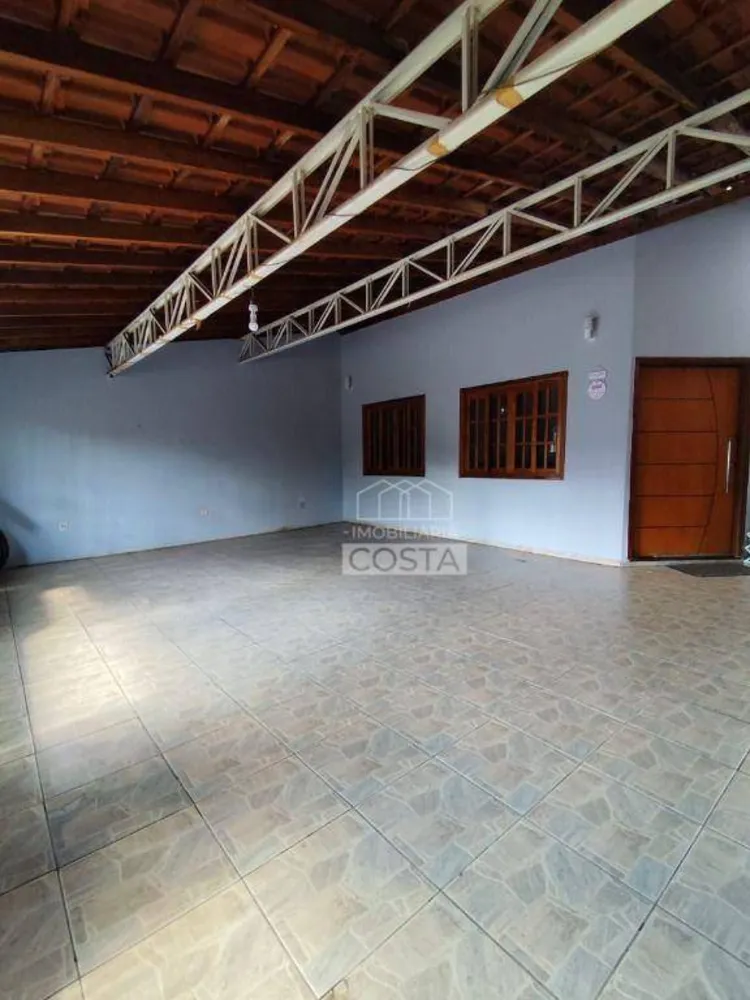 Casa, 3 quartos, 240 m² - Foto 3