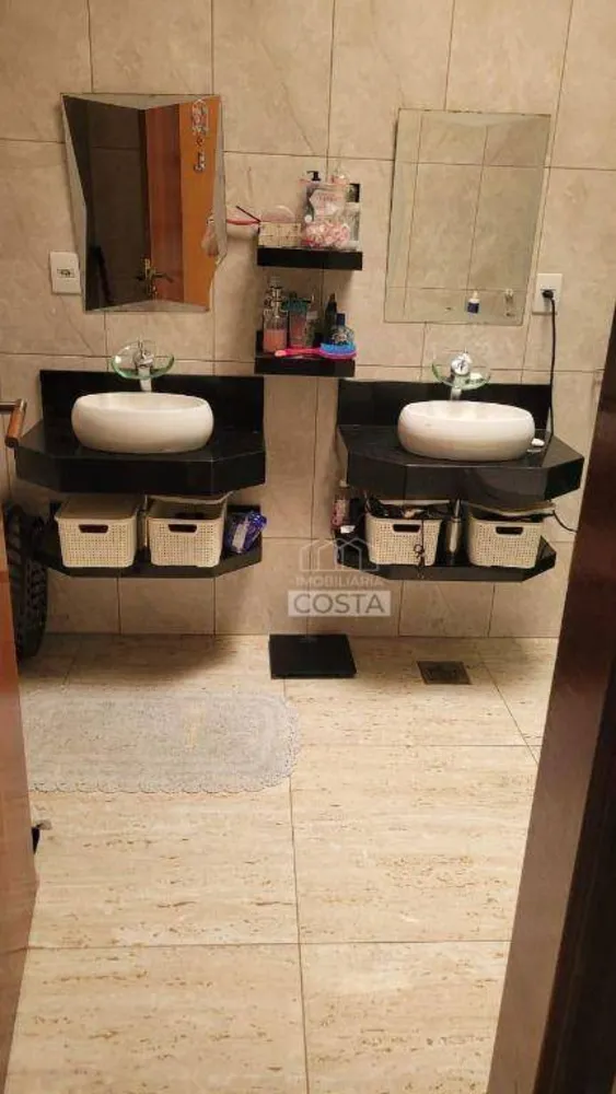 Casa, 4 quartos, 293 m² - Foto 1