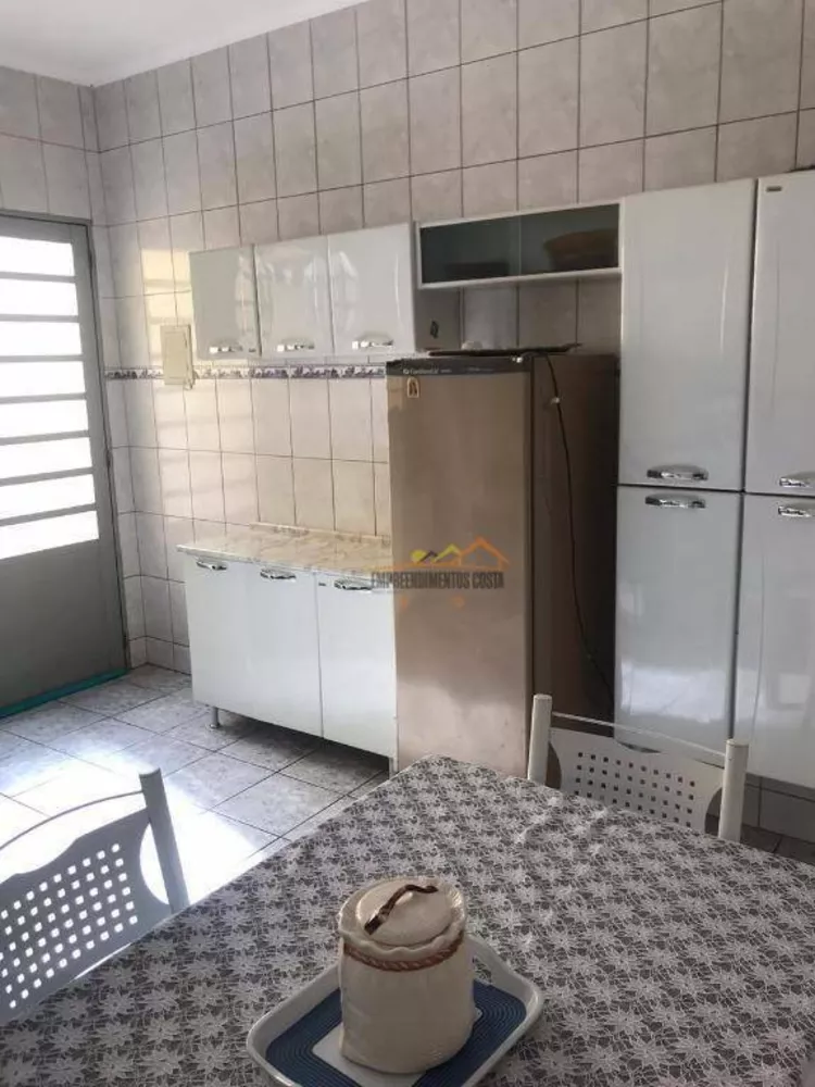Casa, 5 quartos, 212 m² - Foto 12