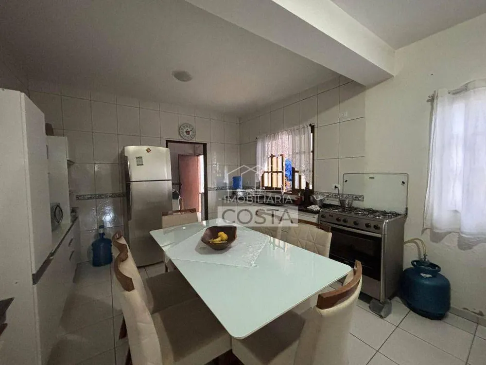 Casa, 3 quartos, 200 m² - Foto 7