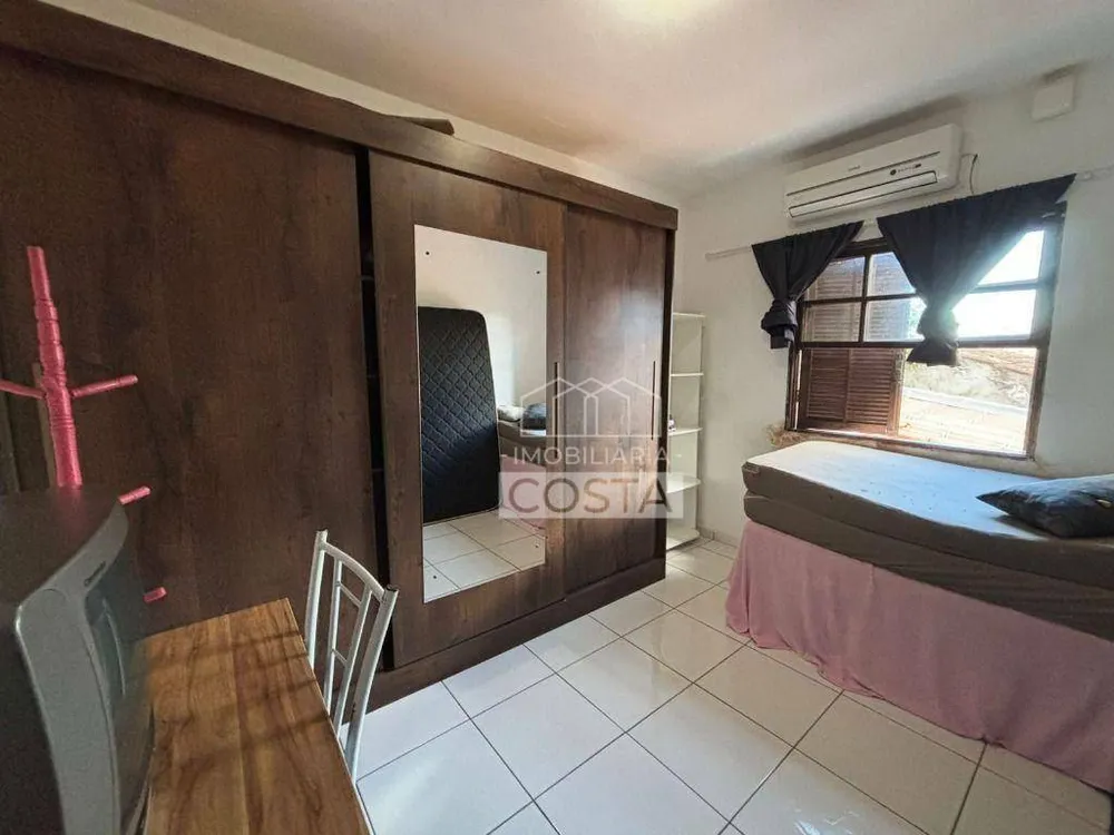 Casa, 3 quartos, 200 m² - Foto 13