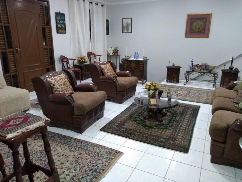 Casa à venda com 4 quartos, 310m² - Foto 16