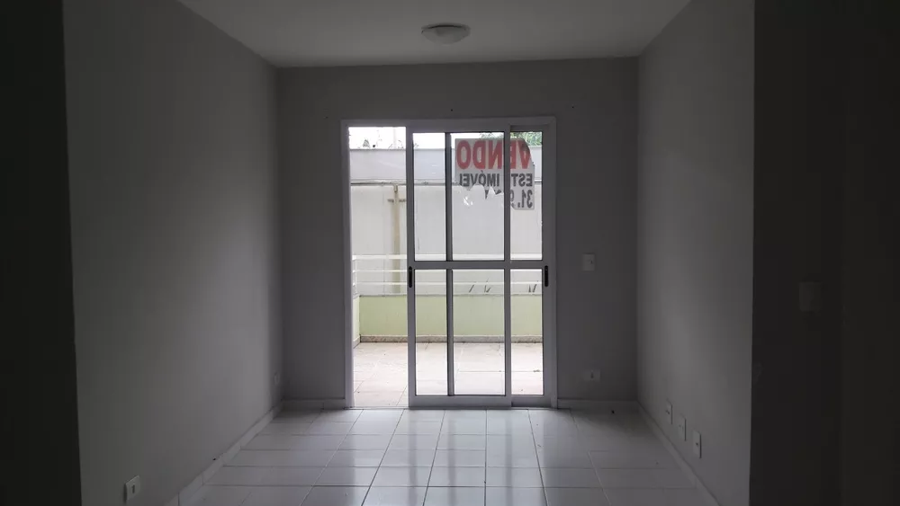 Apartamento à venda com 3 quartos, 71m² - Foto 3