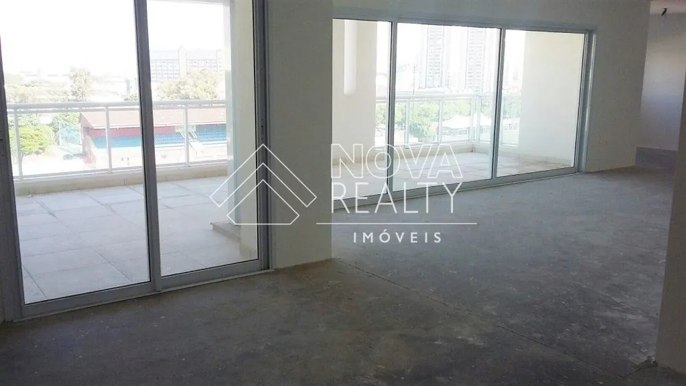 Apartamento, 3 quartos, 241 m² - Foto 1