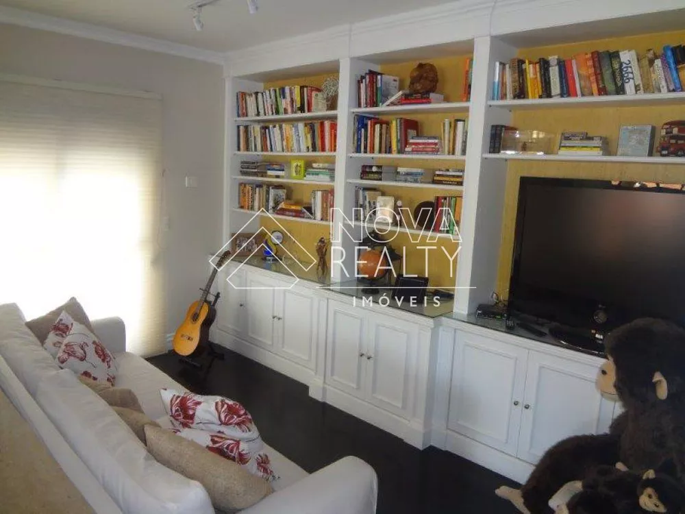 Apartamento, 3 quartos, 245 m² - Foto 3
