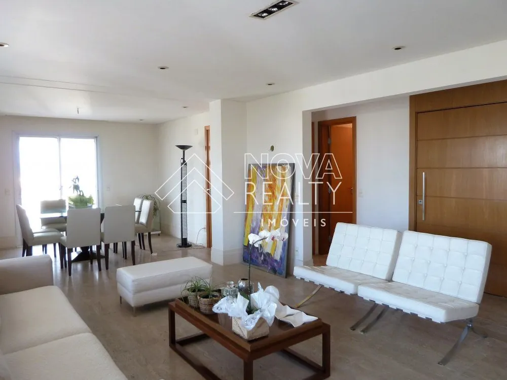 Apartamento, 4 quartos, 260 m² - Foto 1
