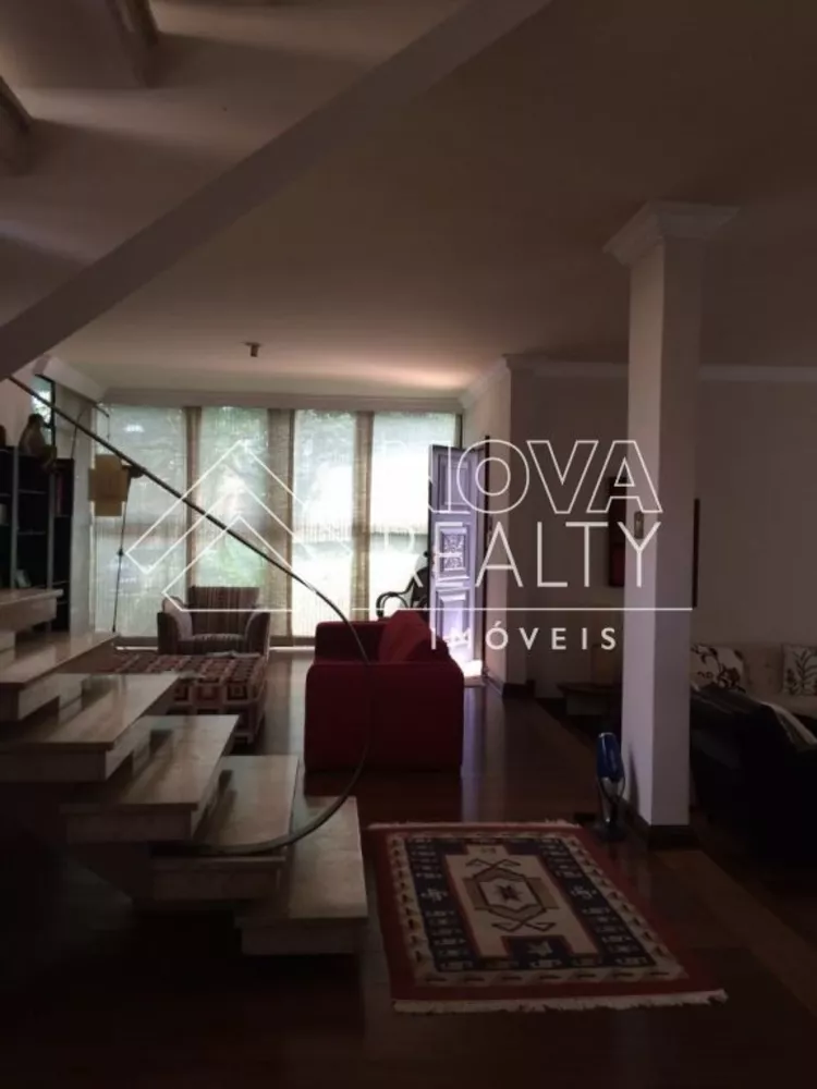 Casa à venda com 3 quartos, 377m² - Foto 3