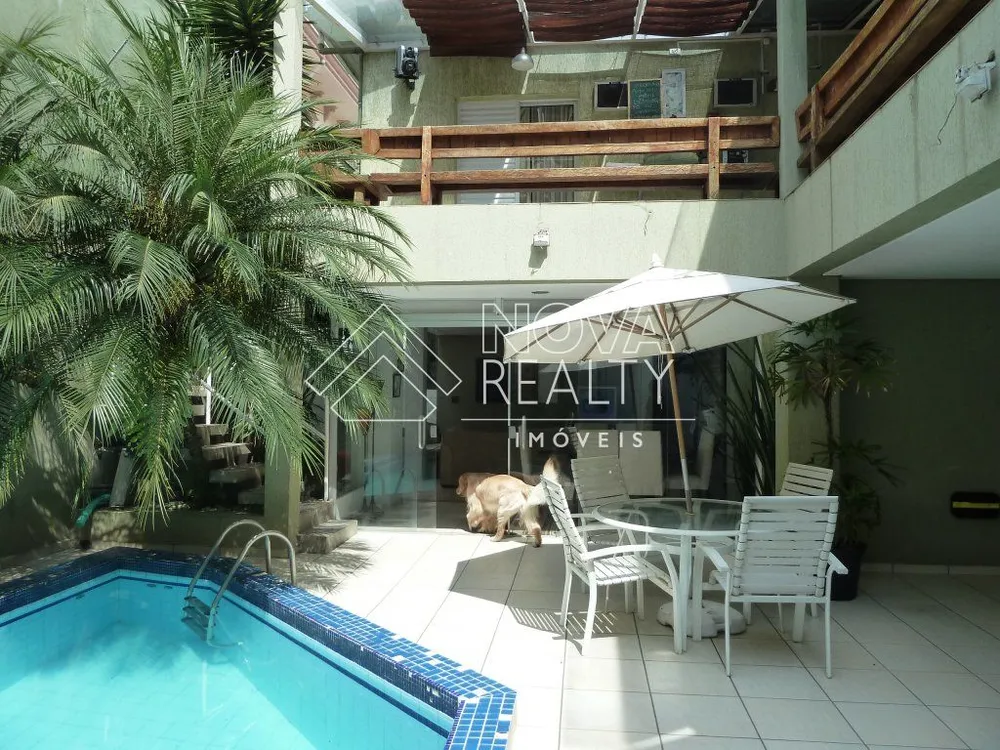 Casa, 3 quartos, 300 m² - Foto 2