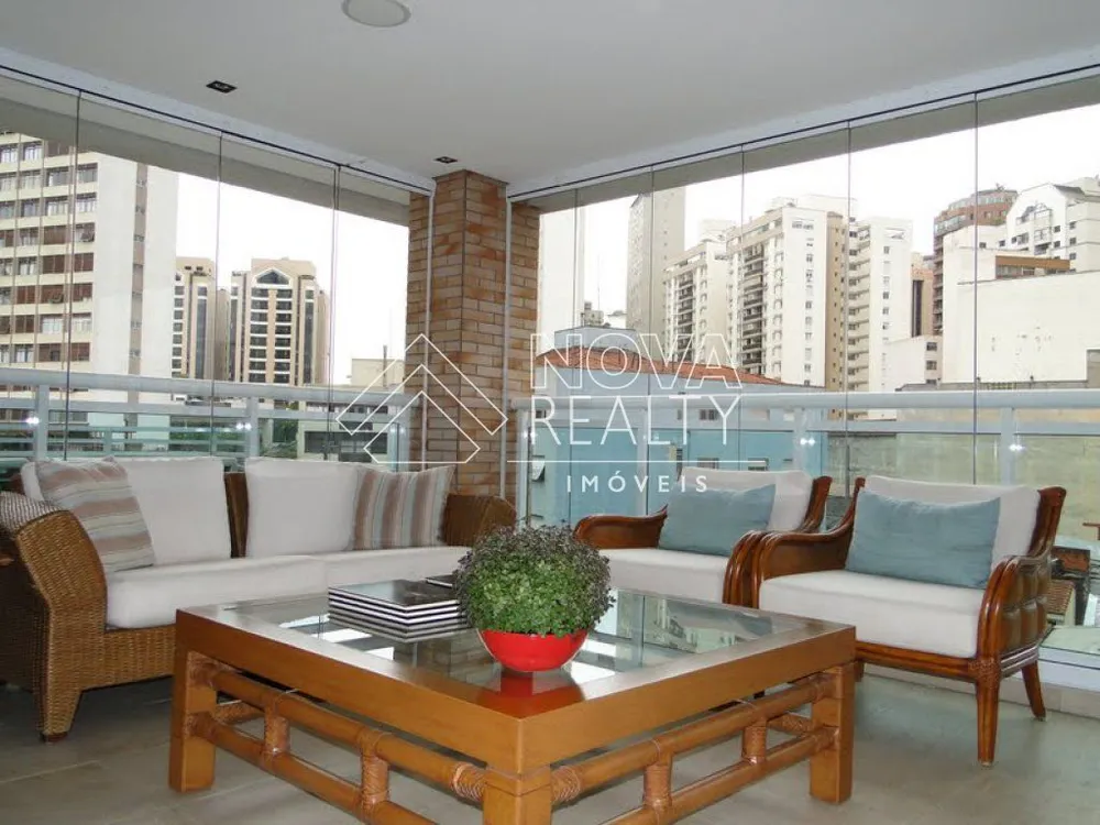 Apartamento, 3 quartos, 168 m² - Foto 1