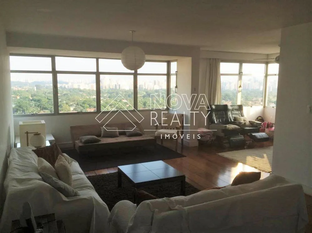 Apartamento, 3 quartos, 190 m² - Foto 1