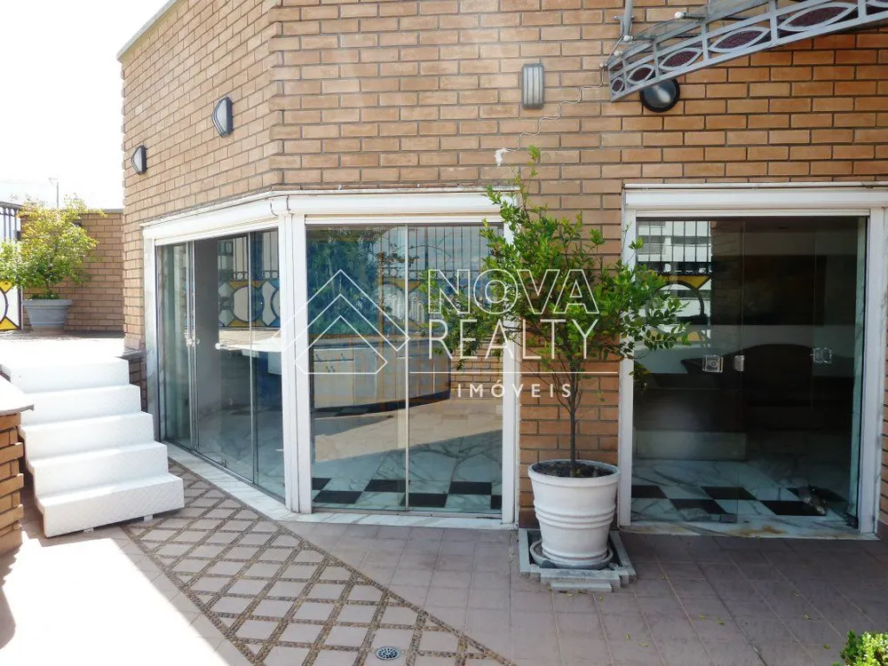 Cobertura, 3 quartos, 204 m² - Foto 1