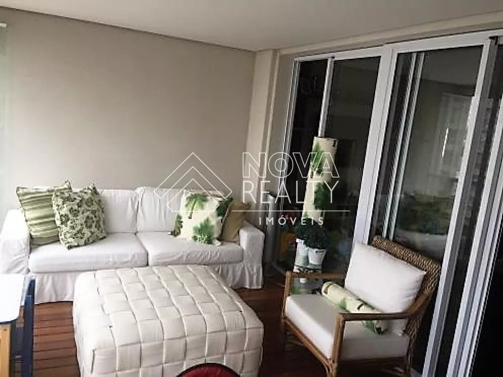 Apartamento, 3 quartos, 142 m² - Foto 2