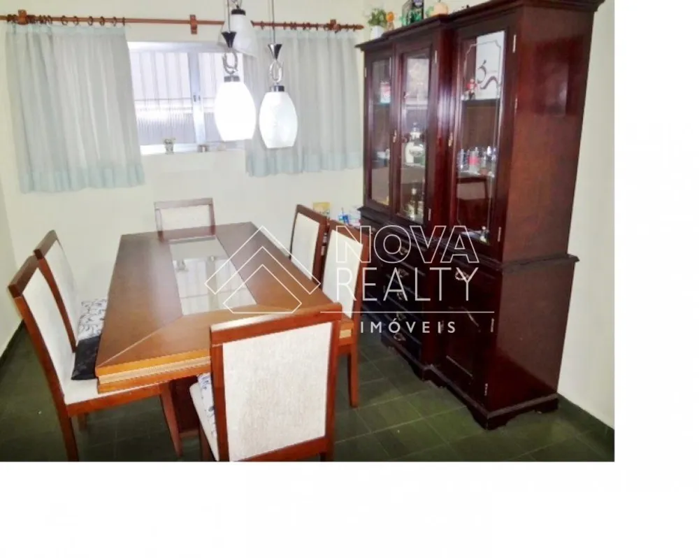 Sobrado, 3 quartos, 182 m² - Foto 1