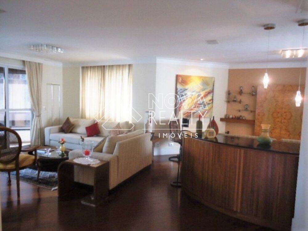 Apartamento, 4 quartos, 244 m² - Foto 1