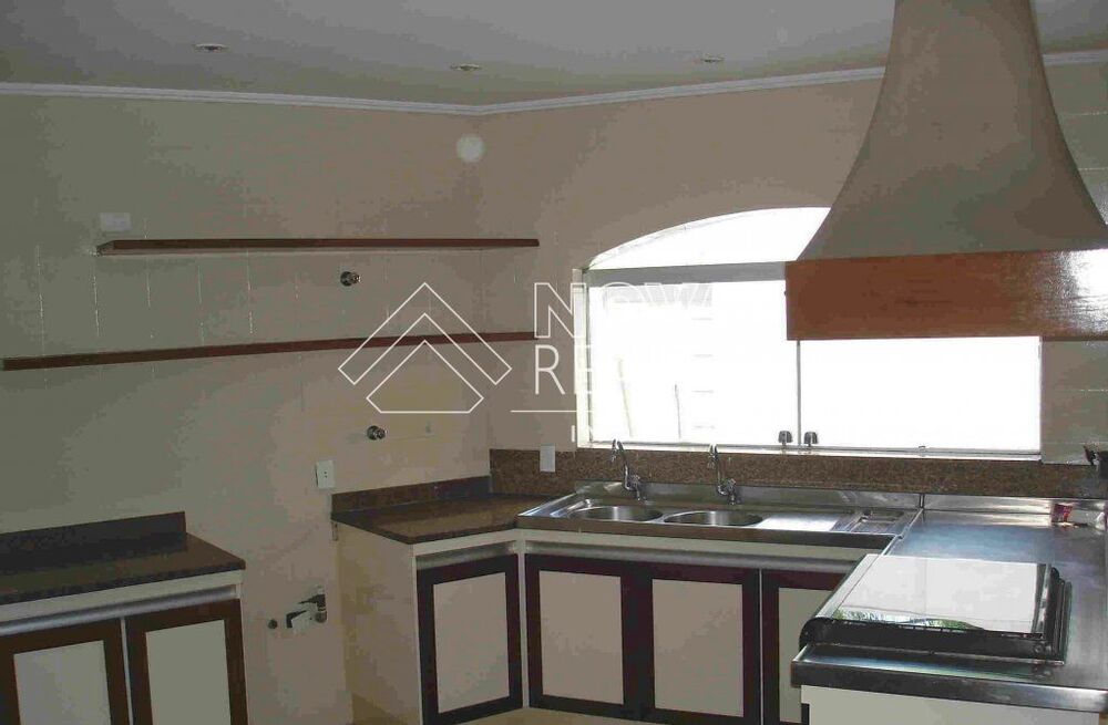 Sobrado, 4 quartos, 632 m² - Foto 2