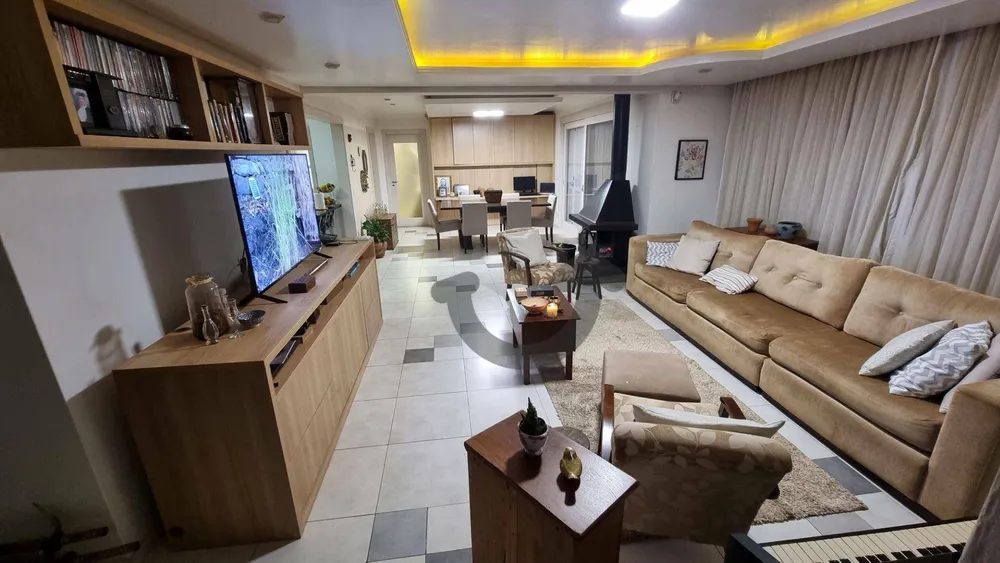 Casa, 3 quartos, 438 m² - Foto 2