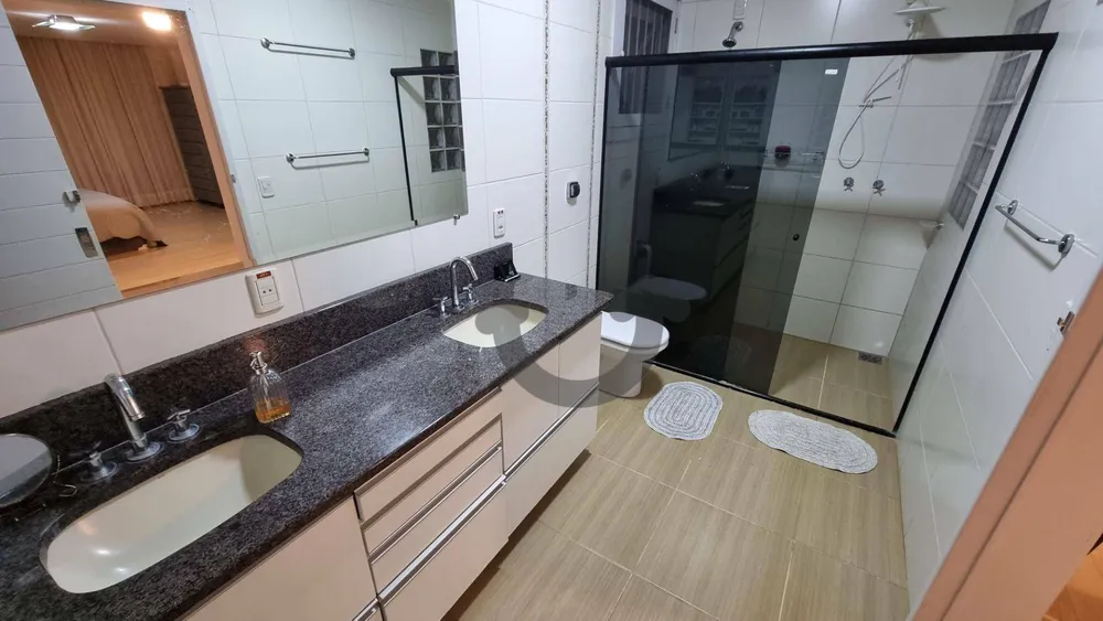 Casa, 3 quartos, 438 m² - Foto 1