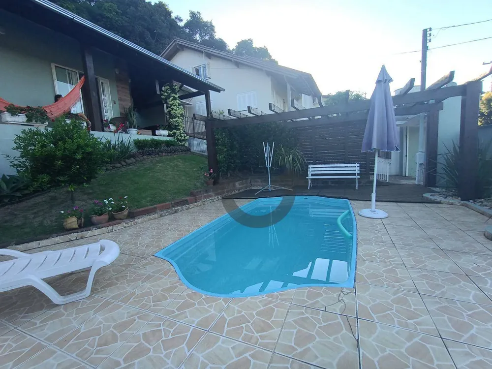 Casa, 2 quartos, 164 m² - Foto 1