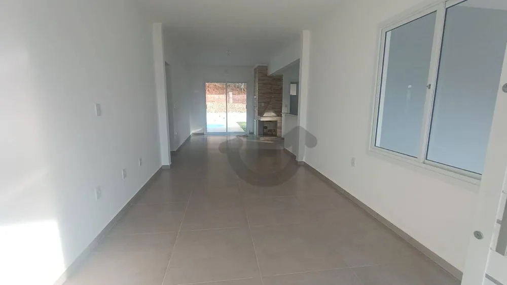 Casa, 3 quartos, 141 m² - Foto 2