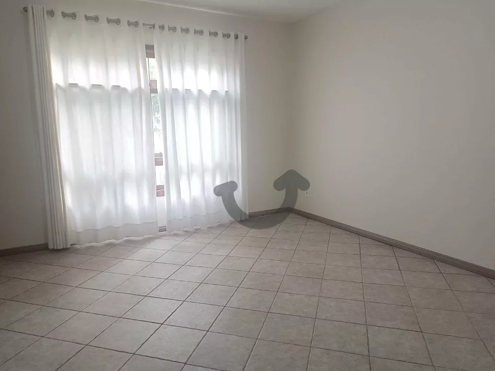 Casa à venda com 3 quartos, 170m² - Foto 3