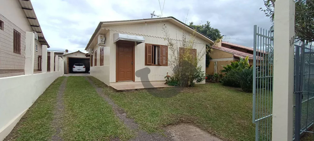 Casa à venda com 3 quartos, 90m² - Foto 2