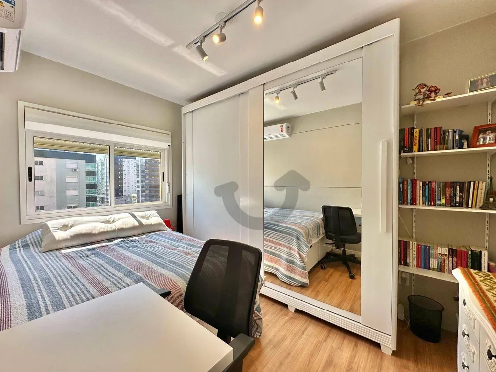 Apartamento, 4 quartos, 215 m² - Foto 9