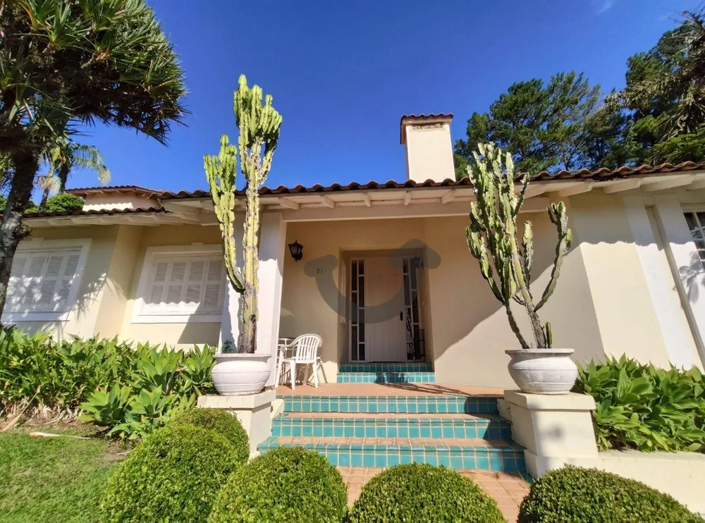 Casa, 3 quartos, 316 m² - Foto 1